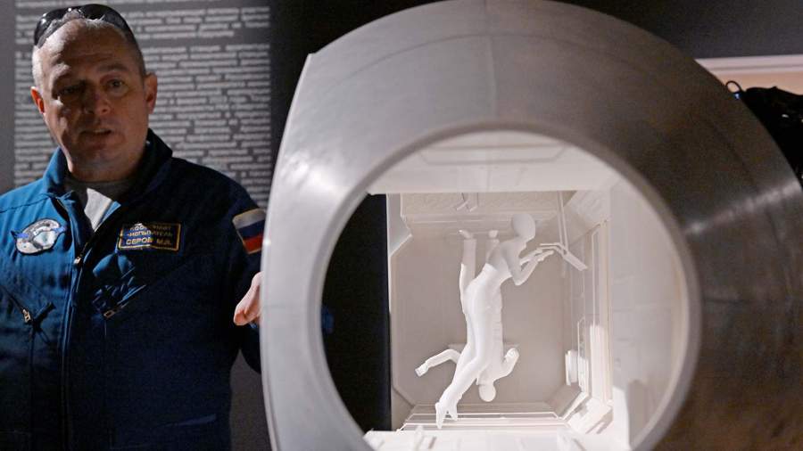 Космонавт Кононенко опубликовал селфи в открытом космосе