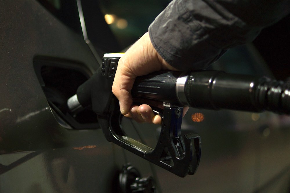 Спекулянты сильно задрали цены на бензин в Крыму