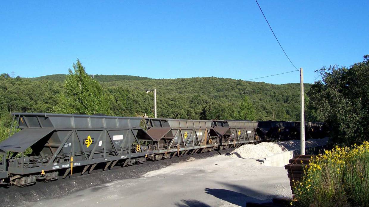 РЖД опровергла информацию об ограничениях в перевозках грузов из Казахстана