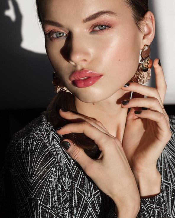 5 модных идей макияжа на выпускной-2019 — тебя запомнят все 5 модных идей макияжа на выпускной-2019 — тебя запомнят все выпускной,макияж,советы