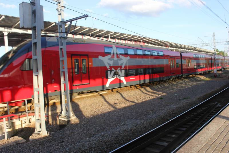 Репортаж Колорадского Таракана. Я и ваша Москва Репортаж Колорадского Таракана. Я и ваша Москва россия,украина