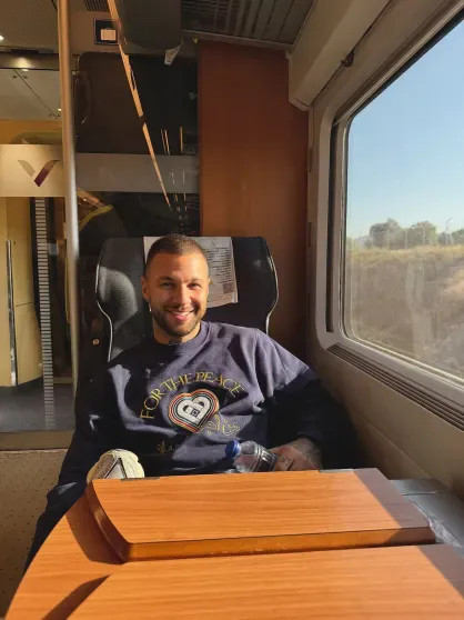 Певица Нюша встречается с диджеем Владом Ханецким