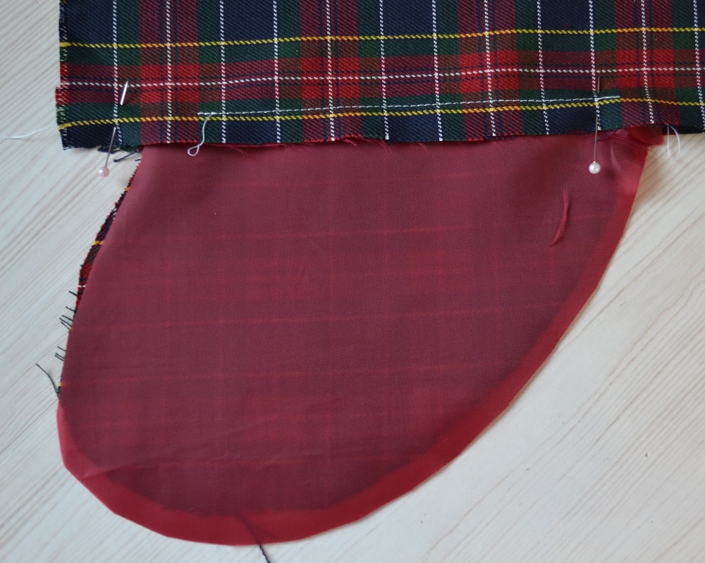 Обработка внутреннего бокового кармана платья, шаг 9