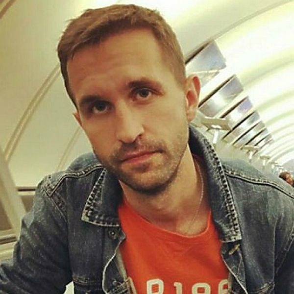 Иван Добронравов: как складывается жизнь младшего представителя кино-династии Звезды