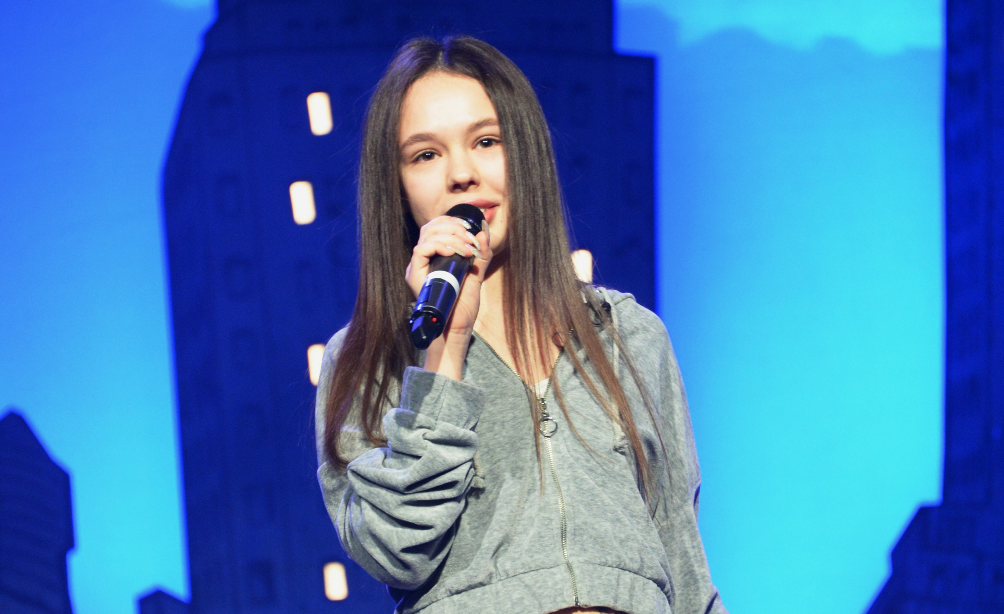 В Екатеринбурге отказались отменять концерт Инстасамки, которую обвинили в рекламе наркотиков