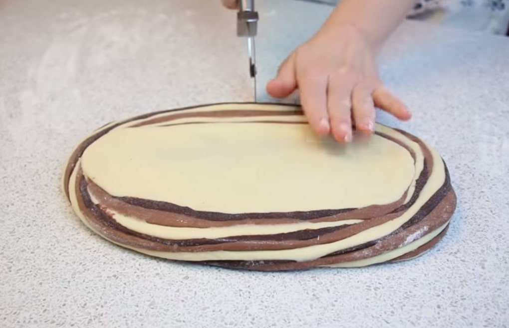 Простые и очень красивые шоколадные булочки к чаю Простые и очень красивые шоколадные булочки к чаю выпечка,десерты