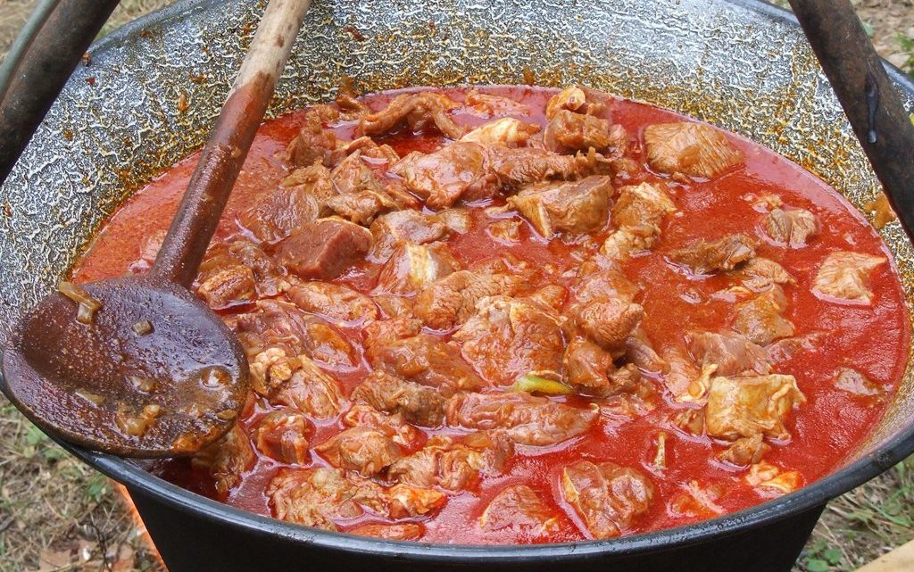 Невероятно вкусный суп «Бограч»