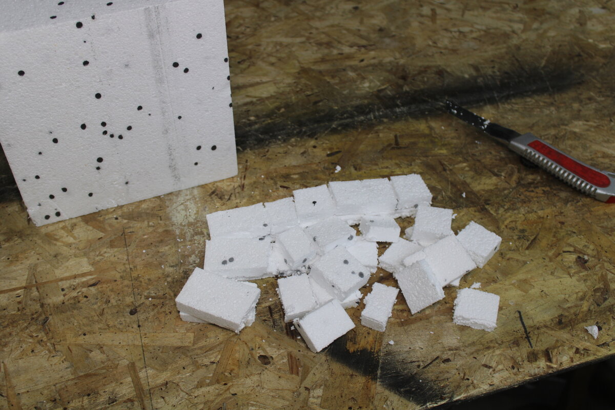 Как заделать огромную дыру в шифере или трещину за несколько минут и не тратить деньги на клей и прочее Как заделать огромную дыру в шифере или трещину за несколько минут и не тратить деньги на клей и прочее ремонт и строительство,сделай сам