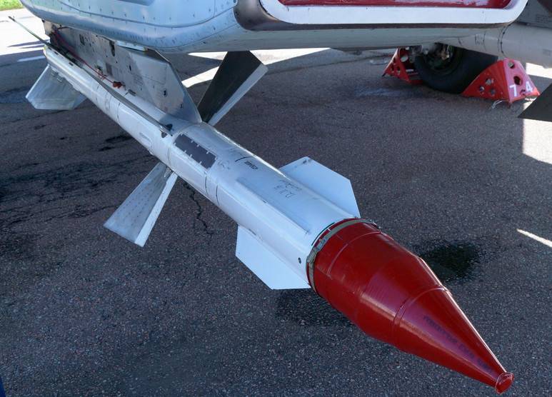 Система ПВО КНДР: радиолокационные средства контроля воздушного пространства и истребительная авиация оружие