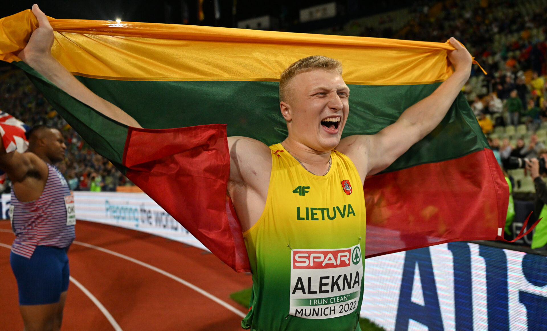 Литовец Алекна побил мировой рекорд в метании диска, державшийся 38 лет