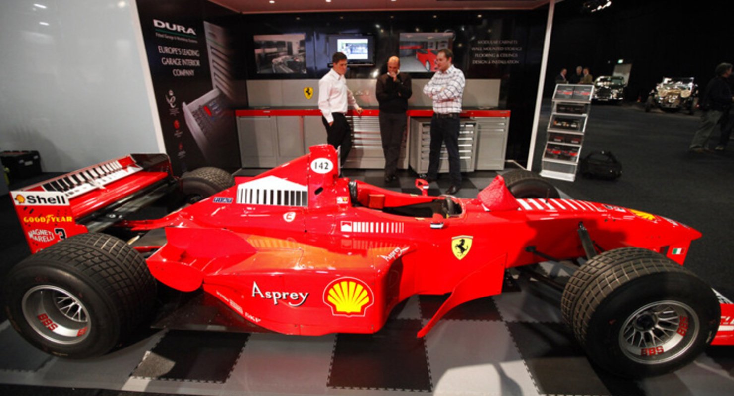 Автомобиль Ferrari F1 1998 года выпуска Михаэля Шумахера выставили на продажу за 4,9 млн долларов Автомобили