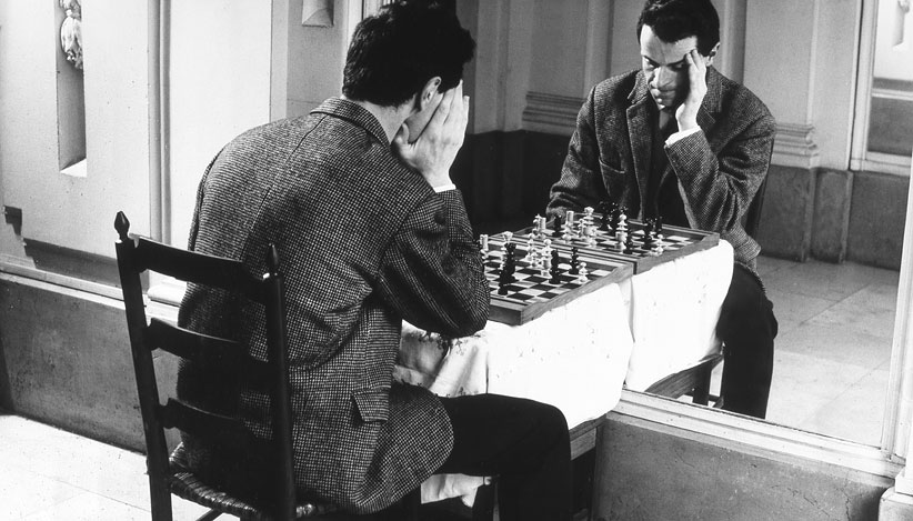 Вам на запад или налево?