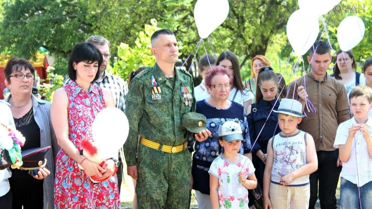 В Луганске помнят о погибших детях Донбасса