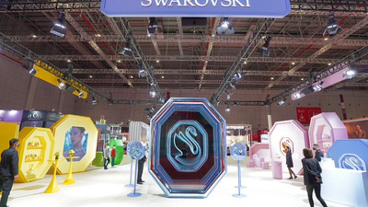 Удар по моде: Swarovski объявил о полном уходе из России