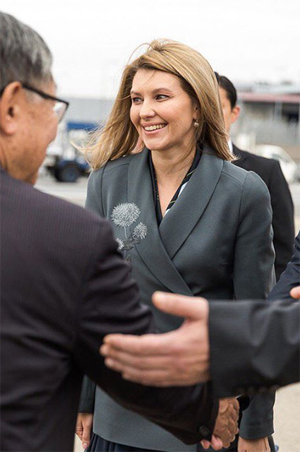 Владимир и Елена Зеленские приняли участие в церемонии интронизации японского императора Звездный стиль