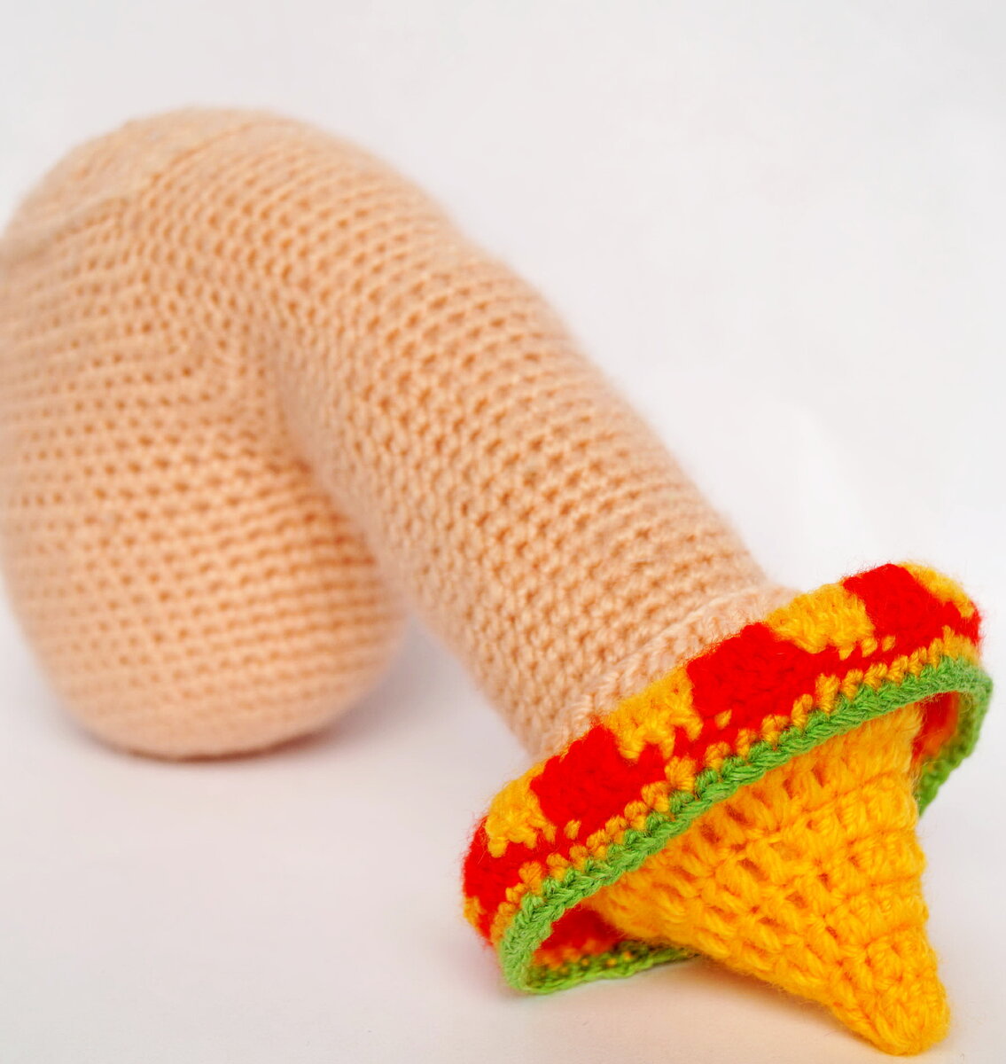 Willy Warmer: как вязаный нацюцюрник стал символом женской заботы в Англии мёрзнущих, женщины, мужчин, английские, мужики, Вормеры, Вилли, можно, могут, сильно, снегом, Англии, заботу, нырнуть, семейного, вязанные, зимой, именно, Алиэкспресс, купить