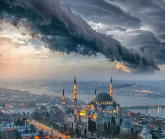 Грозные тучи над Константинополем