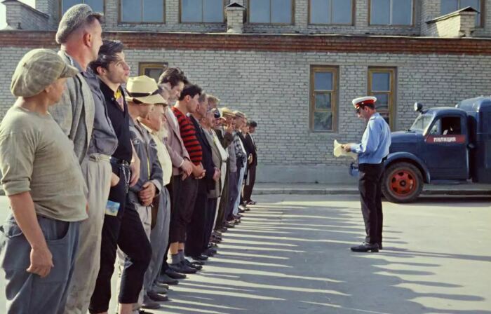 Кто хочет работать? |Фото: zr.ru.