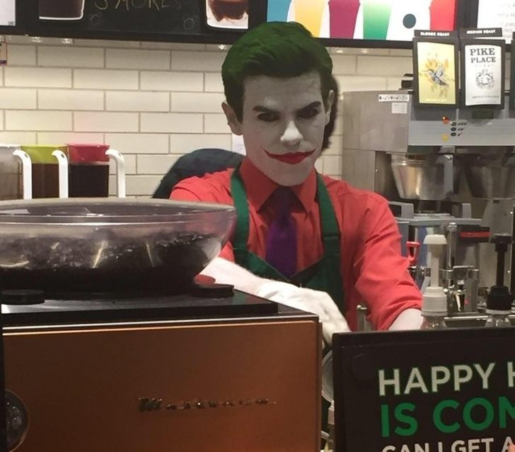 17 персонажей, от вида которых прохожие были под впечатлением 17 персонажей, от вида которых прохожие были под впечатлением