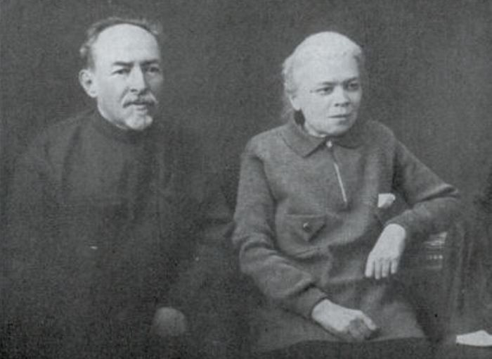 Lenin-brothers-and-sisters-8.jpg