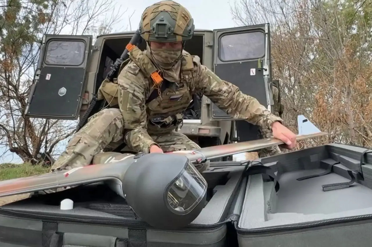 Противник отмечает на улицах Красноармейска наличие уже и военной техники РФ