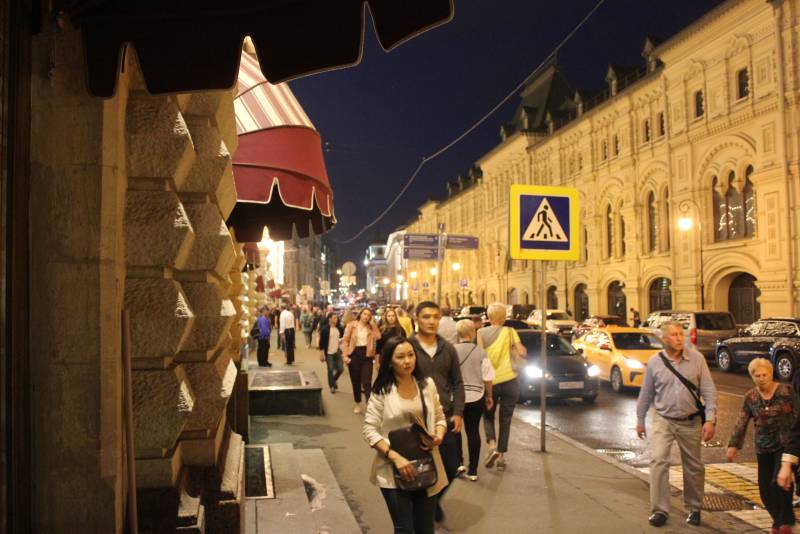 Репортаж Колорадского Таракана. Я и ваша Москва Репортаж Колорадского Таракана. Я и ваша Москва россия,украина