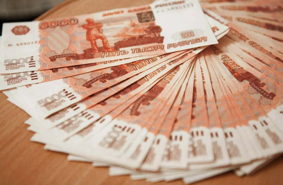 В Хабаровске задержали мошенницу, выманившую у пенсионерки 1 млн рублей