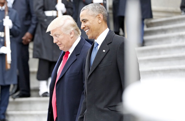 Фото. Барак Обама и Дональд Трамп на церемонии инаугурации © MEDIAPUNCH/FACE TO FACE | GLOBALLOOKPRESS.COM