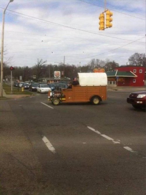 Самые странные и необычные автомобили, которые можно встретить на дорогах Самые странные и необычные автомобили, которые можно встретить на дорогах