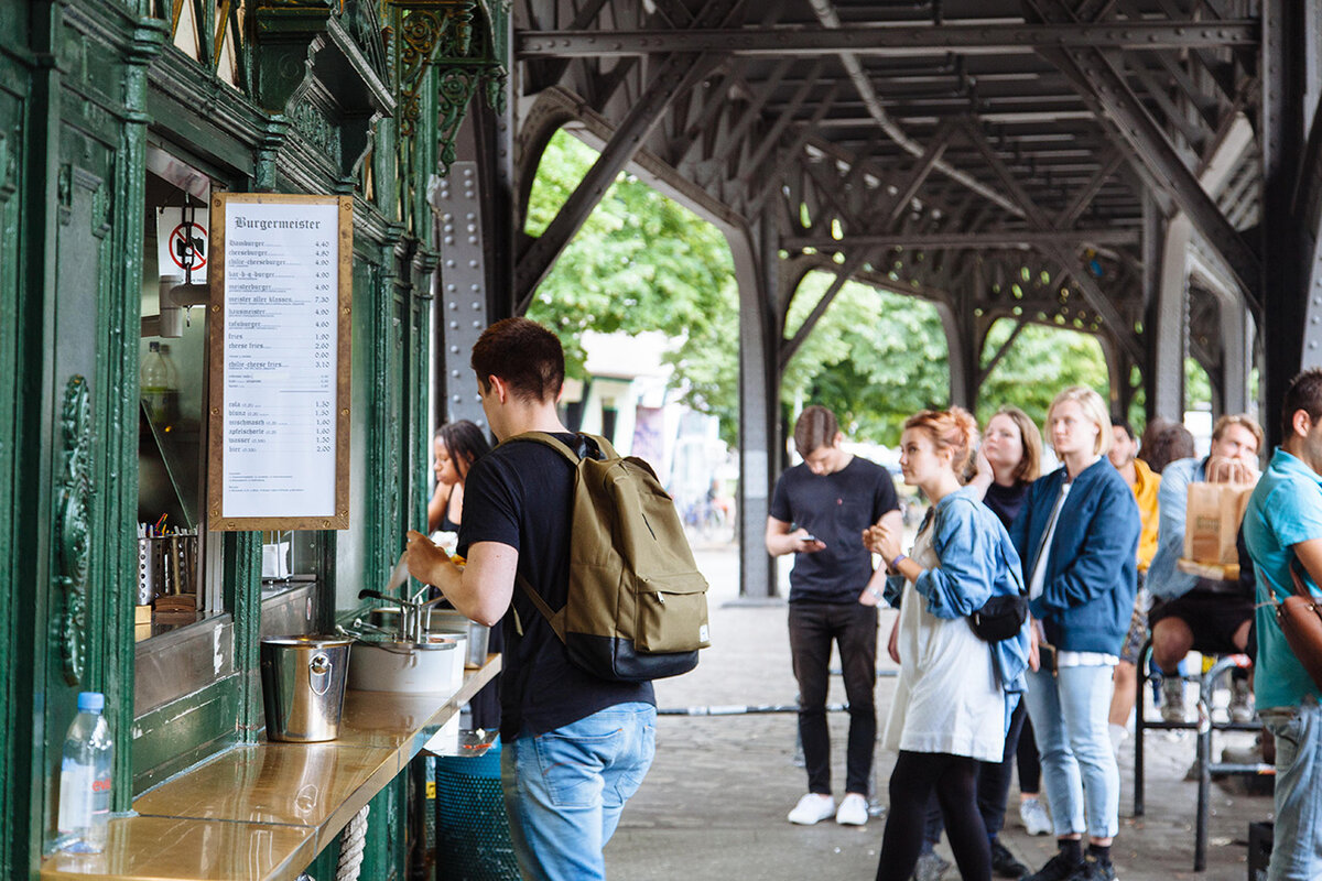 «Кафе в туалете?»: 5 самых странных заведений Берлина, в которые мечтают попасть туристы Берлин,путешествоия,развлечения,туризм
