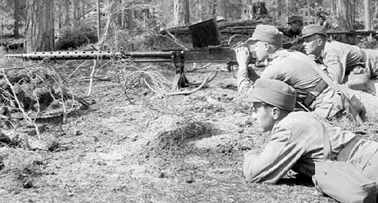 Противотанковое ружье Lahti L-39 - финская крупнокалиберная винтовка 39 года. Противотанковое ружье Lahti L-39 - финская крупнокалиберная винтовка 39 года. оружие