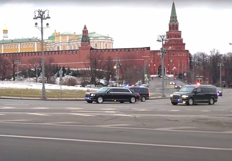 Восстановить доверие: что власти нужно предпринять в политике и экономике Восстановить доверие: что власти нужно предпринять в политике и экономике власти, только, страны, более, президента, рейтинга, поддержка, доверия, президенту, рублей, пенсионного, возраста, противодействию, эпидемии, населения, размере, стоило, восстановления, пошатнувшегося, может