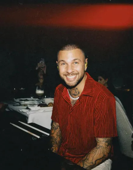 Певица Нюша встречается с диджеем Владом Ханецким