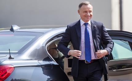 Дуда требует от украинцев польской отваги: «Нас сам Сталин боялся»