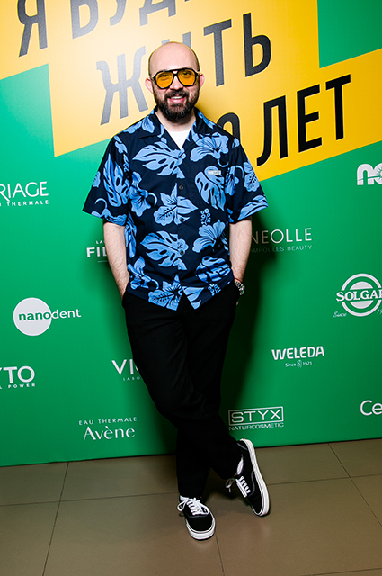 Бьюти-дайджест: от Марго Робби в рекламе духов Chanel до нового магазина Sephora Новости красоты,Ябудужить100лет