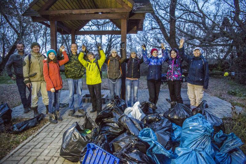 Волонтеры и государство: на грани разумного Волонтеры и государство: на грани разумного когда, правда, волонтеров, волонтеры, камерами, конечно, совершенно, только, могут, просто, перед, который, вообще, доброволец, случае, ктото, можно, будут, потому, нужен