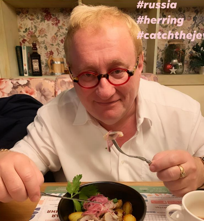 КАК ВЕСЕЛЫЙ ЕВРЕЙ С МАНХЕТТЕНА ОЦЕНИЛ РУССКУЮ ЖИЗНЬ КАК ВЕСЕЛЫЙ ЕВРЕЙ С МАНХЕТТЕНА ОЦЕНИЛ РУССКУЮ ЖИЗНЬ