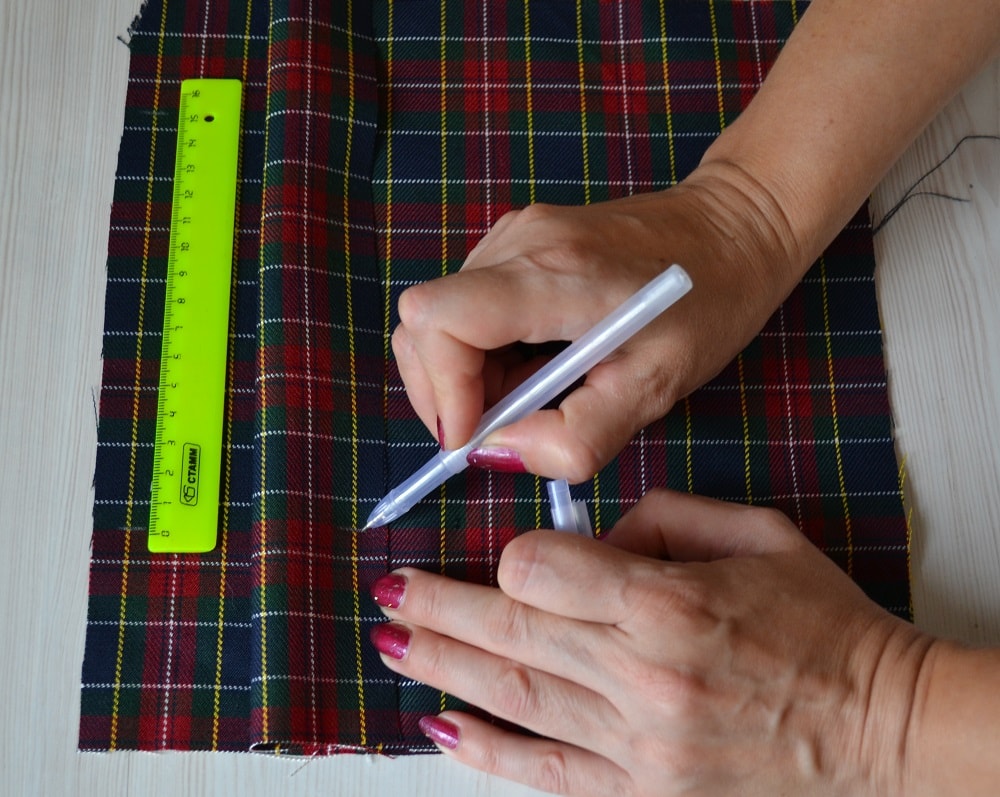 Обработка внутреннего бокового кармана платья, шаг 3