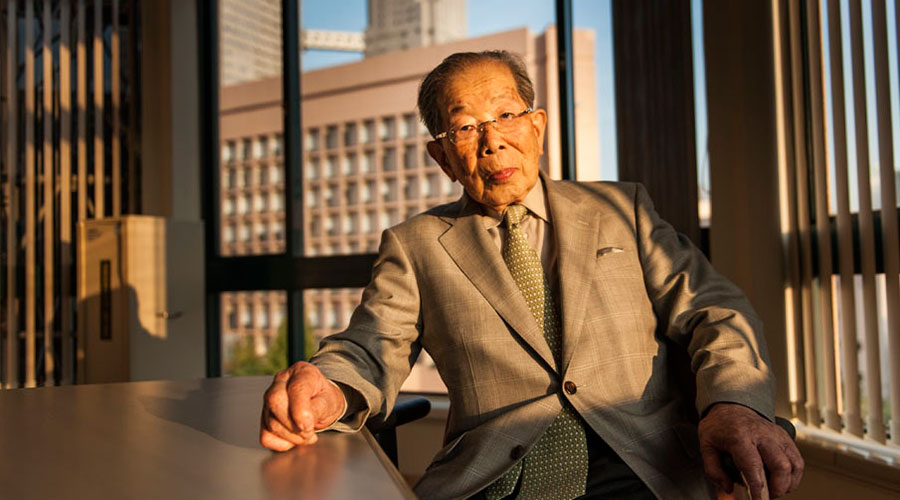 Доктор из Японии дожил до 105 лет и дал советы долголетия жизни, должны, пенсию, Японии, немного, мнению, время, когда, средняя, позже, продолжительность, поесть, своей, намного, слишком, Сигэаки, порой, хотят, чтобы, обычно
