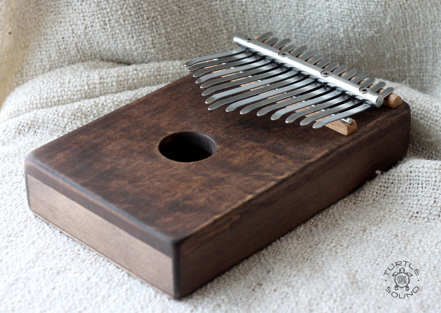 Что такое калимба. Калимба музыкальный инструмент. Калимба 15 язычков. Калимба Мозеръ Florin kmkm-2. Альто калимба.