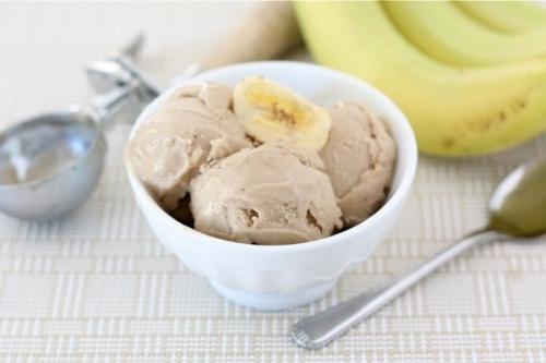Диетическое банановое мороженое.