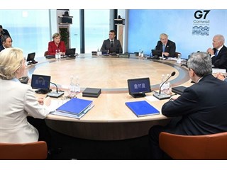 Россия отказалась от возвращения в «элитный клуб» Запада Россия отказалась от возвращения в «элитный клуб» Запада геополитика,россия