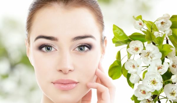 Какой косметикой пользоваться женщинам за 30