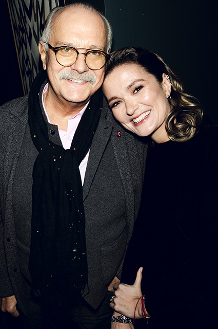 Оксана Акиньшина, Наталья Ионова и другие на премьере фильма Оксана Акиньшина, Наталья Ионова и другие на премьере фильма