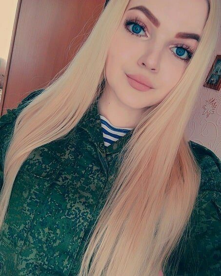 Очаровательные защитницы Отечества Очаровательные защитницы Отечества позитив