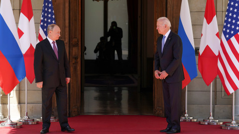 «Вы ждали прорыв?»: эксперт рассказал о смысле переговоров Байдена и Путина