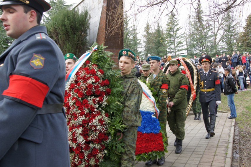 20.02.2013 на Мемориале, состоялось захоронение останков пилотов, погибших летом 1942 года в р-не Бабук-Аула