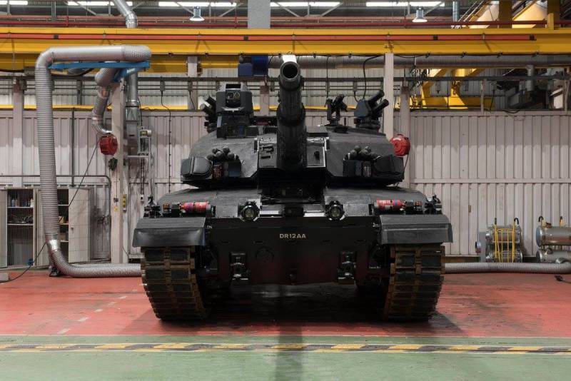 Какие танки лучше, колёсные или гусеничные? Какие танки лучше, колёсные или гусеничные? оружие