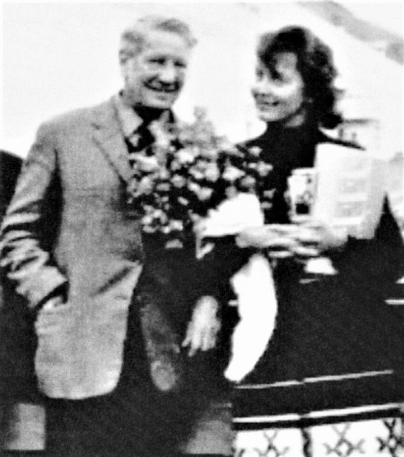 Хранительница последнего очага Кима Филби история