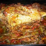 баранья нога с зеленой фасолью